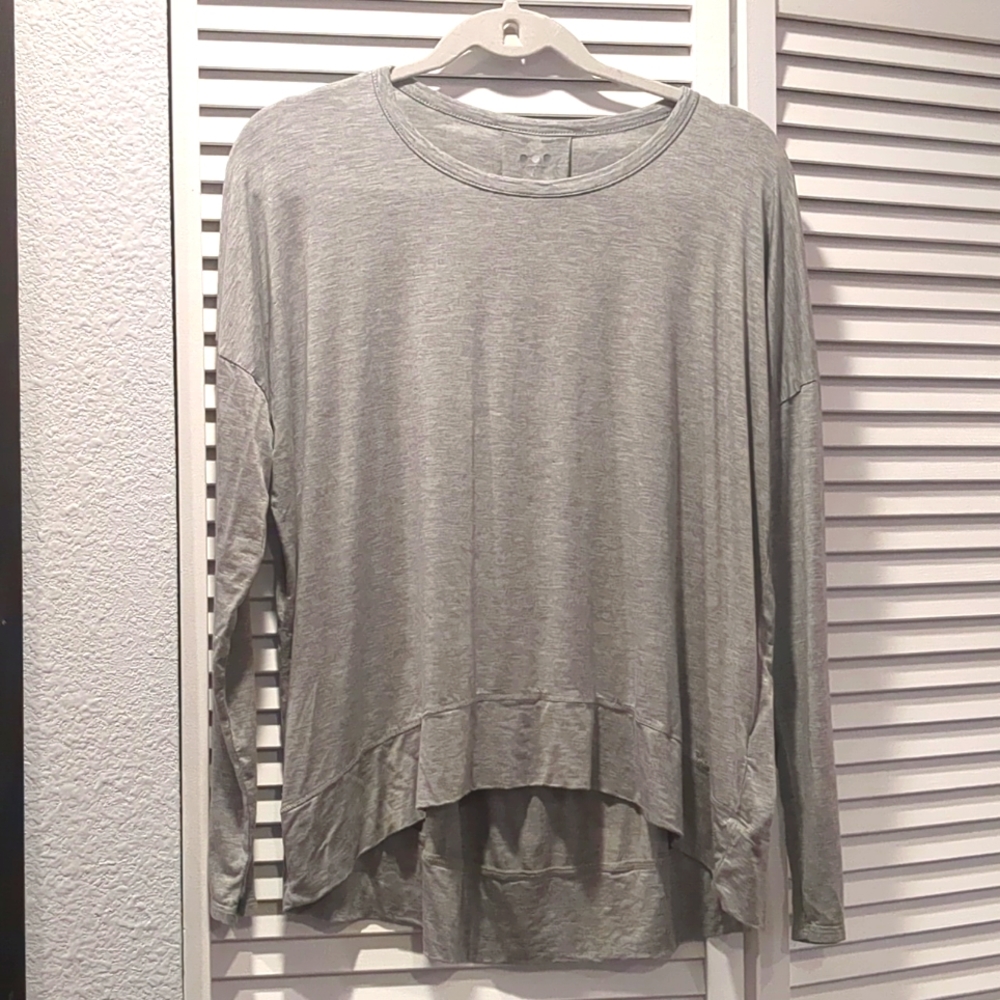 THREE DOTS Grey Size L Long Sleeve Top